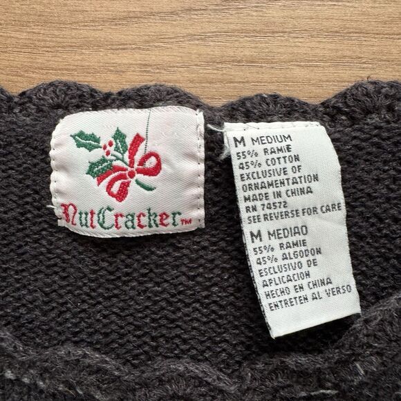 VTG 90s NutCracker Christmas Sweater Tree Embroidered Ornaments Beaded Size M - Picture 2 of 8